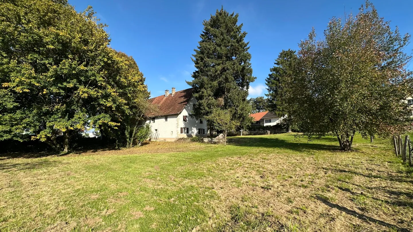 Authentisches Bauernhaus mit 5 Zimmern in Coeuve zu renovieren zu verkaufen - Foto 9 von 10