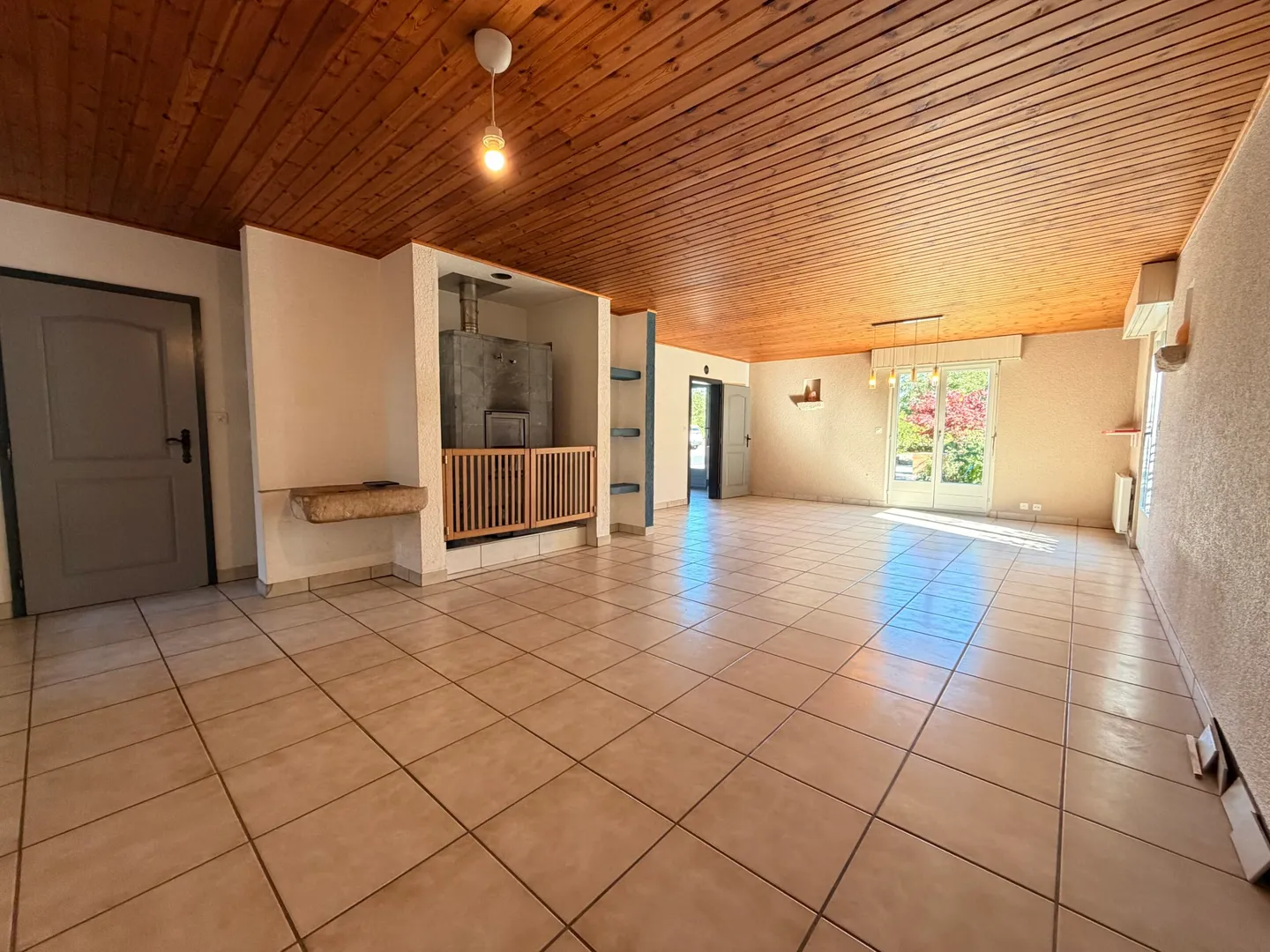 Zu verkaufen Familienhaus mit 5,5 Zimmern in Grandfontaine - Foto 3 von 13