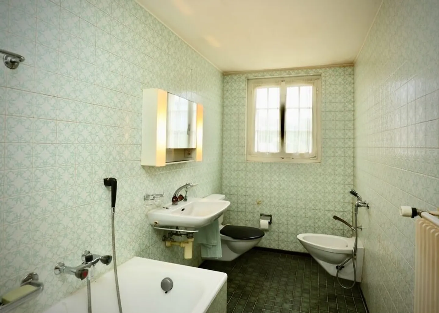 Residential Building - Photo 12 of 13