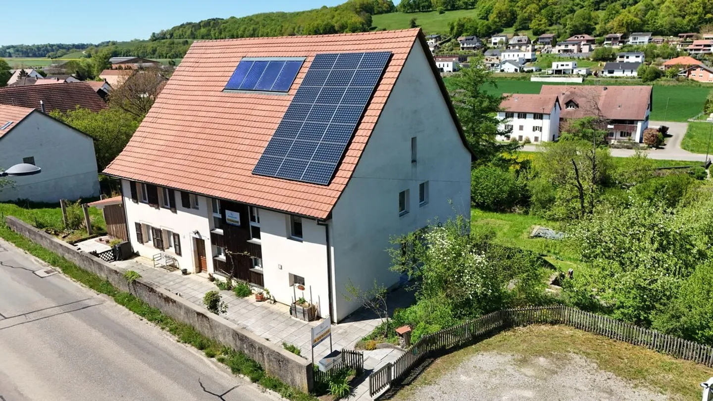 A vendre appartement de 5.5 pièces à Chevenez - Photo 1 sur 13