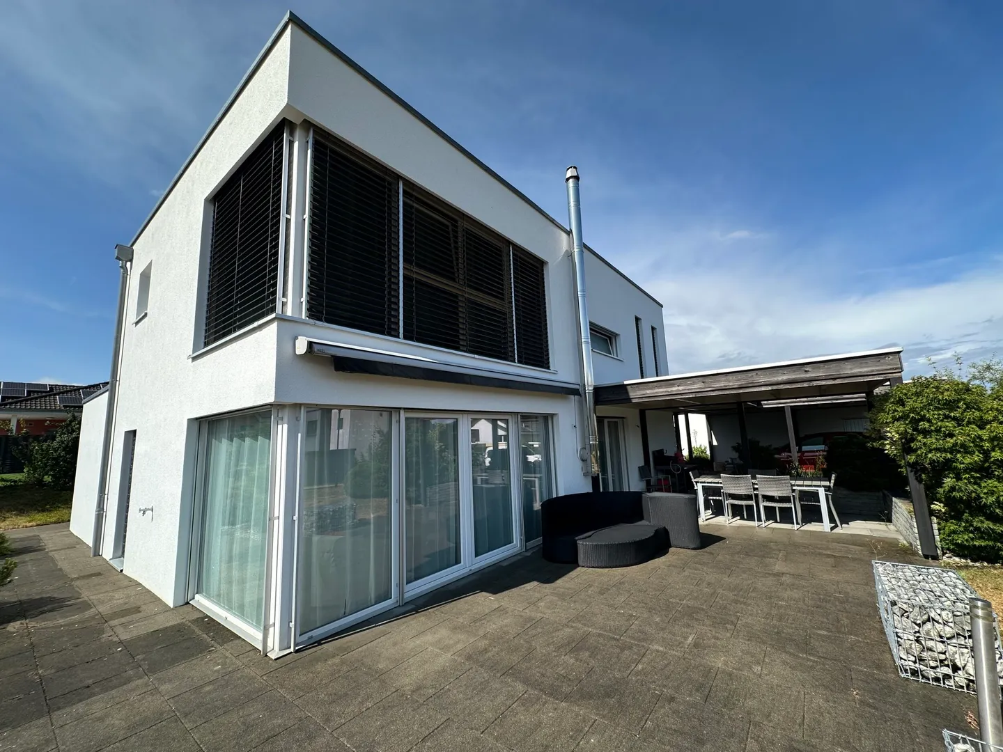 Villa moderne 5.5 pièces située dans une rue en impasse à Courtedoux - Photo 1 sur 11