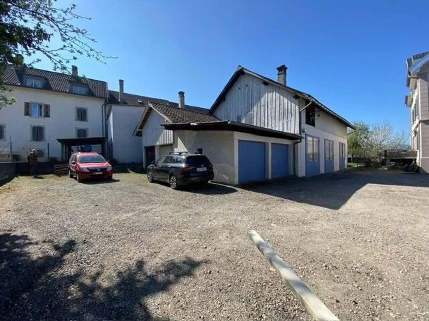 Gemischt genutztes Gebäude - Foto 4 von 8