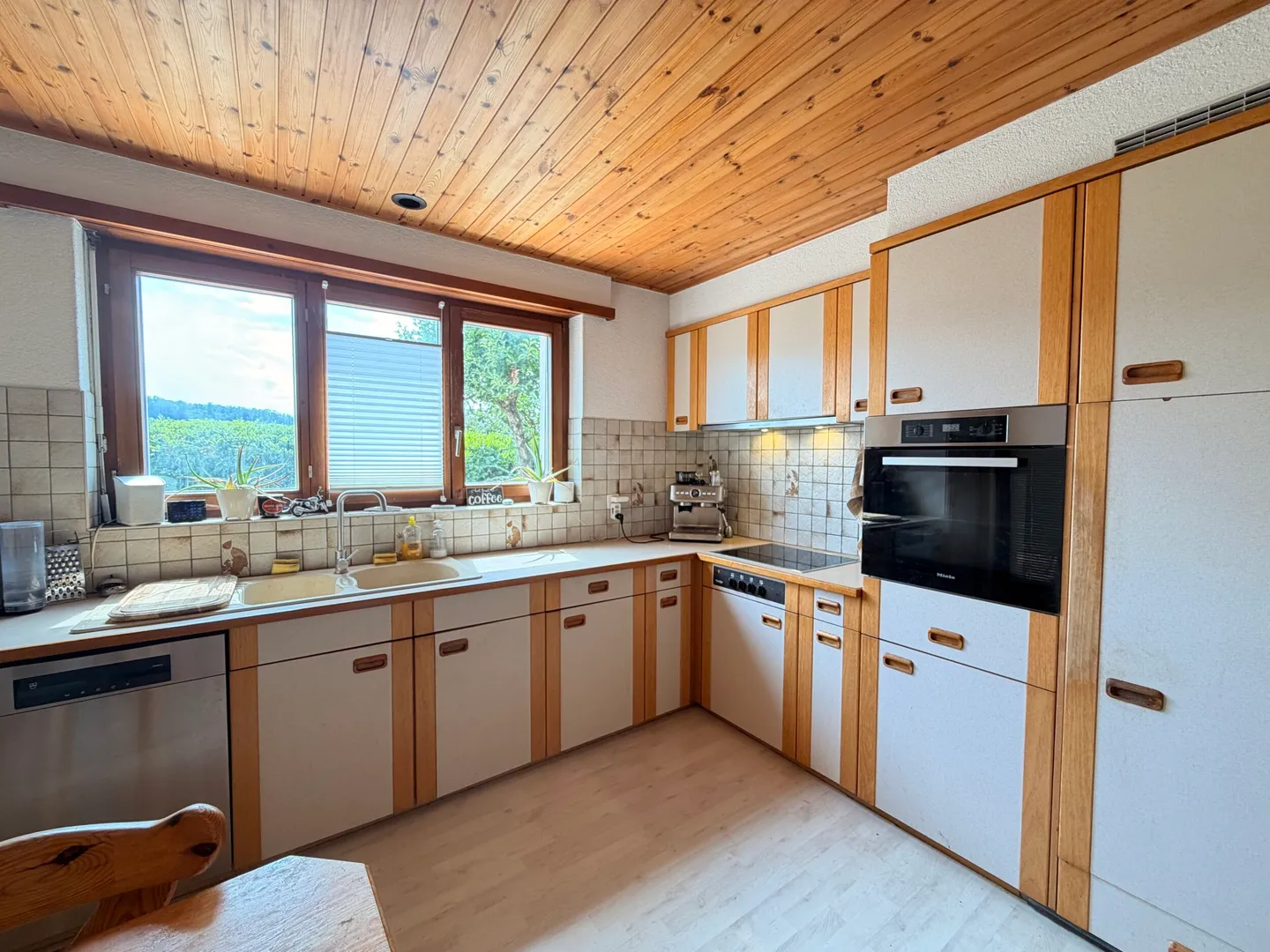 6.5 room house for sale in a sought-after area of Boncourt - Photo 3 of 13
