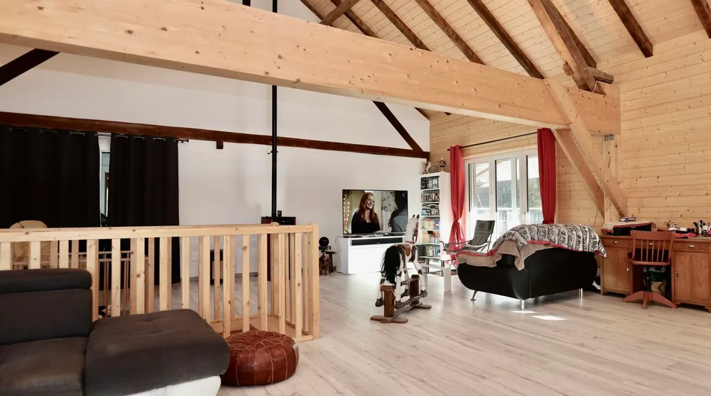 For sale magnificent Jurassian building with 8 rooms in Damvant - Photo 7 of 13