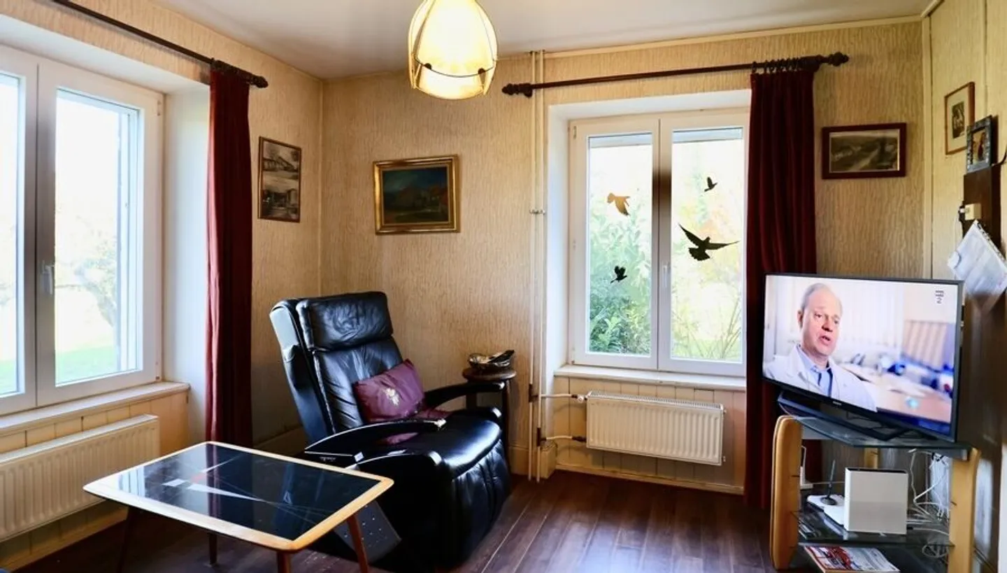 For sale magnificent Jurassian building with 8 rooms in Damvant - Photo 9 of 13