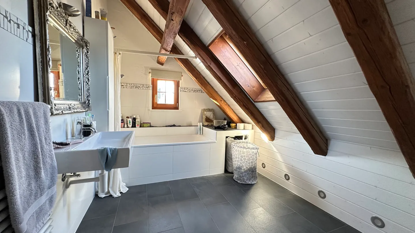 Casa di 9,5 stanze in vendita nel villaggio di Courtételle - Foto 8 di 13