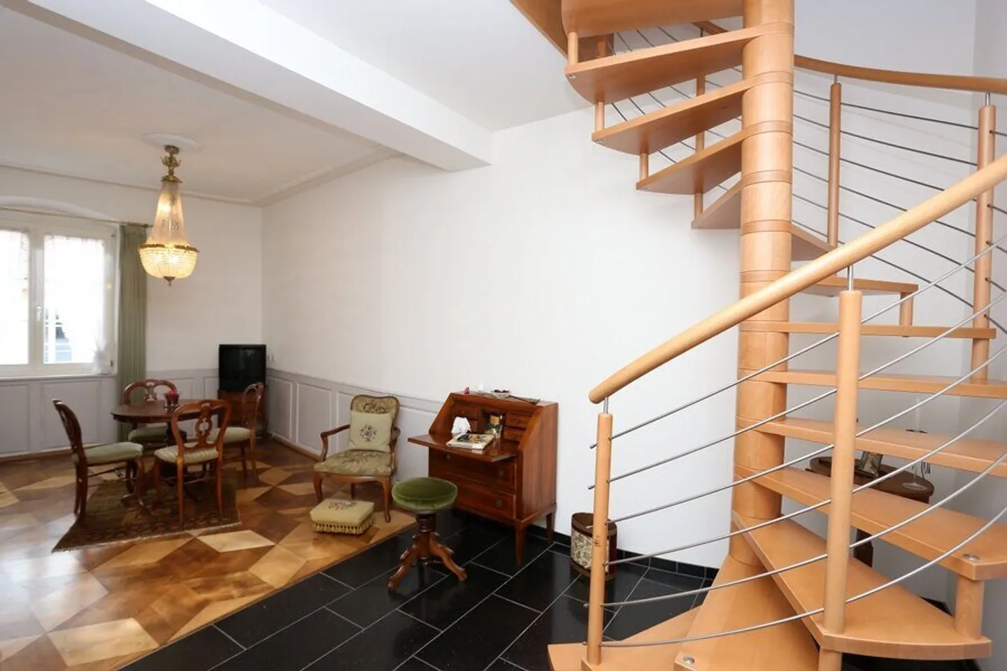 Gebäude mit 3 Wohnungen, 1 Studio und 1 Büro zu verkaufen in Porrentruy - Foto 11 von 13