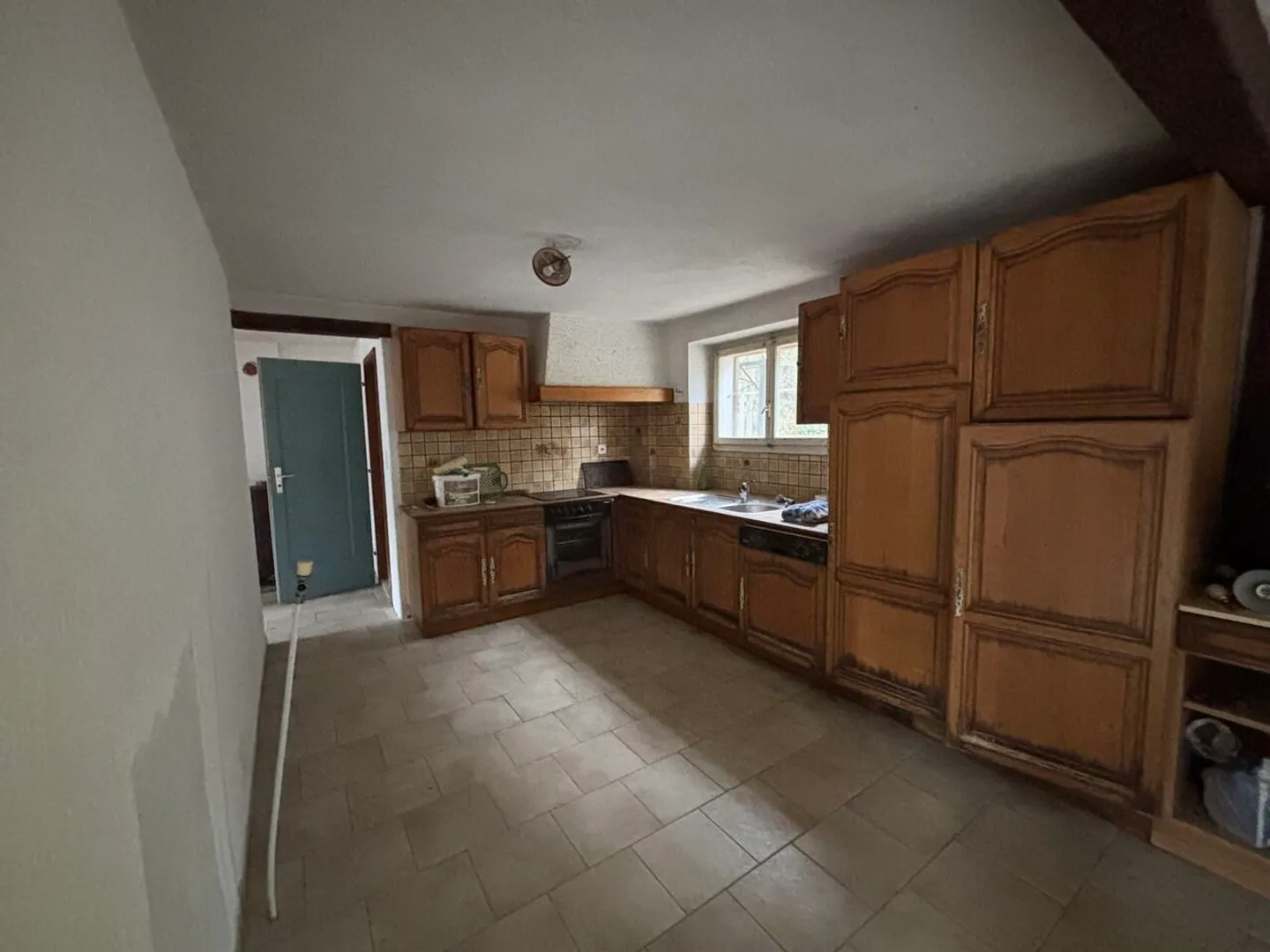 À vendre maison à rénover de 4.5 pièces à Courchavon - Photo 5 sur 13