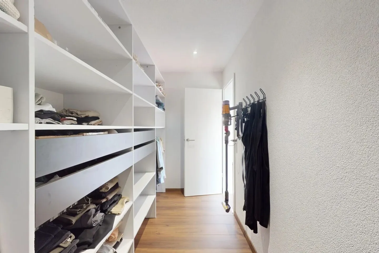 Villa - Photo 12 of 13