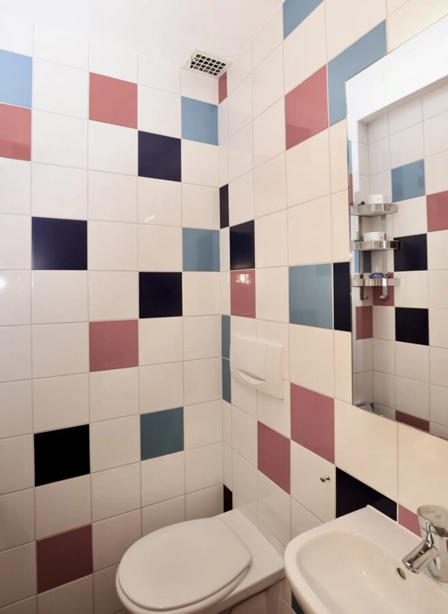 Superbe ferme rénovée de 7 pièces à Courtedoux - Photo 7 sur 13