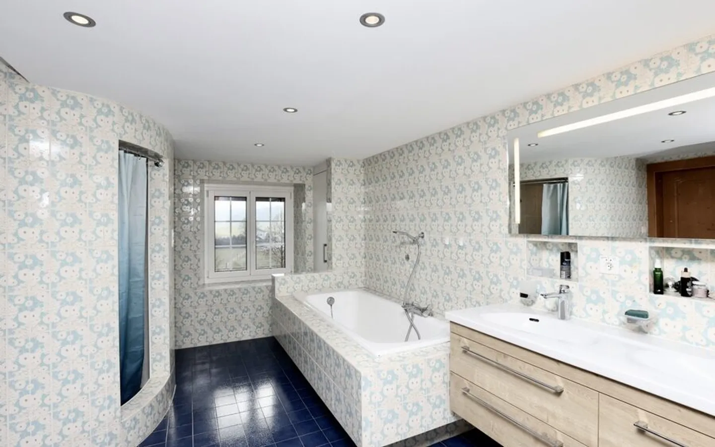 Superbe ferme rénovée de 7 pièces à Courtedoux - Photo 11 sur 13