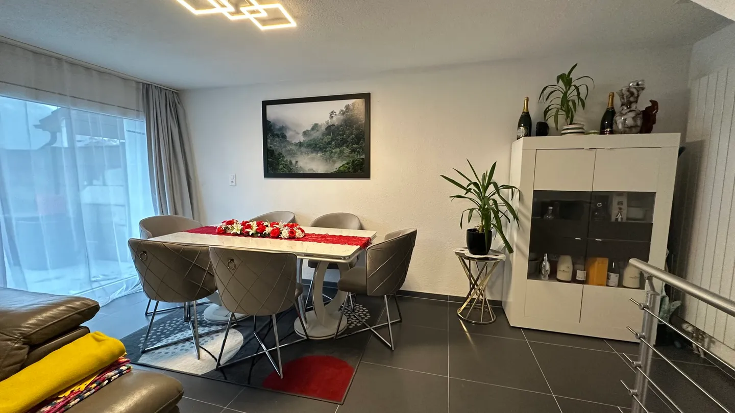 For sale semi-detached house with 6 rooms in Moutier - Photo 3 of 13