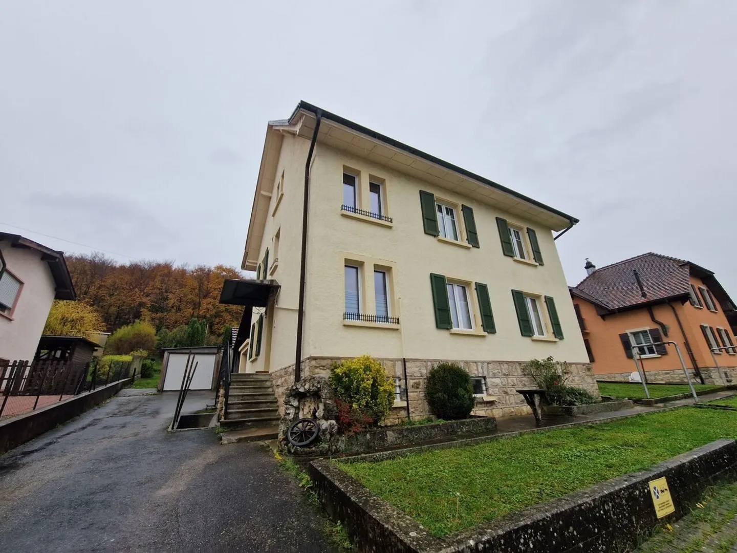 Vermietungshaus - Foto 1 von 11