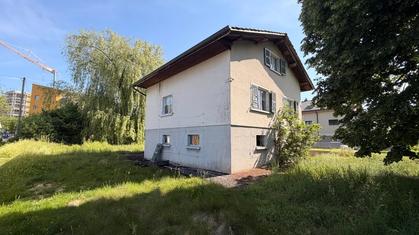 Maison Charmante avec Potentiel de Rénovation - Photo 6 sur 10