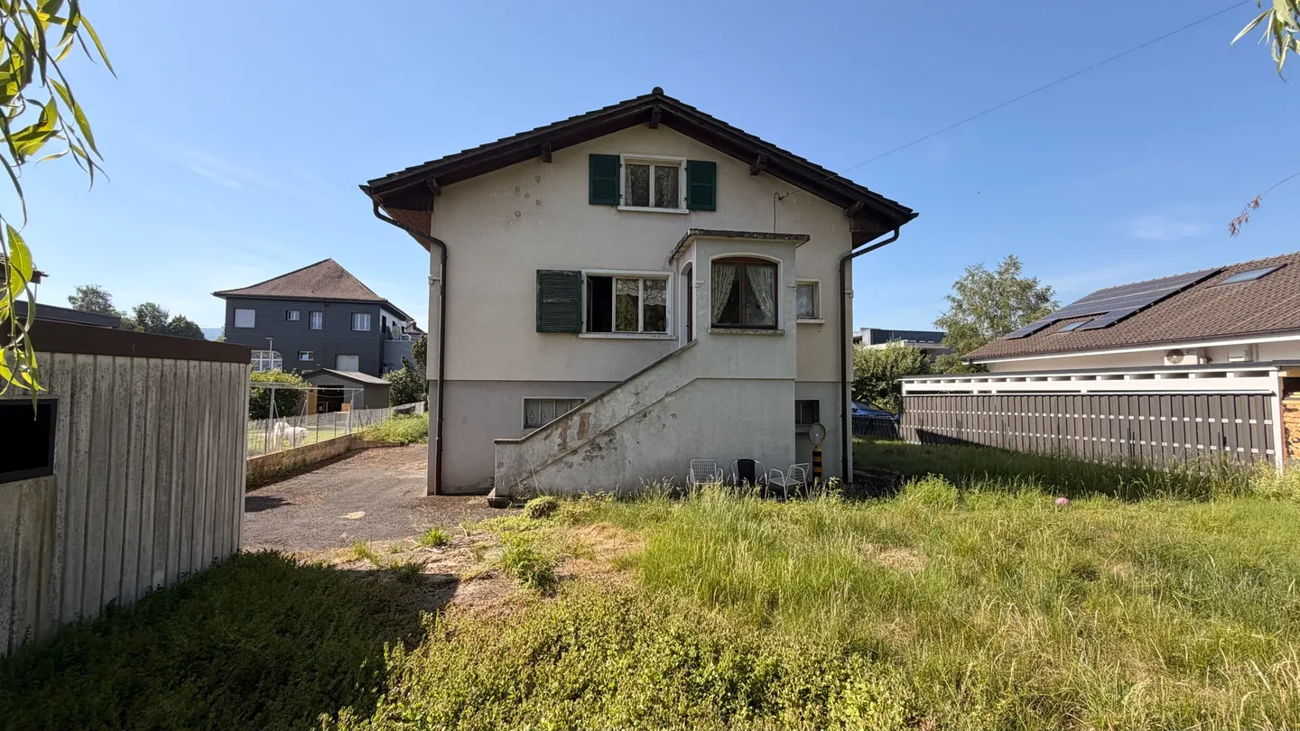 Maison Charmante avec Potentiel de Rénovation - Photo 7 sur 10