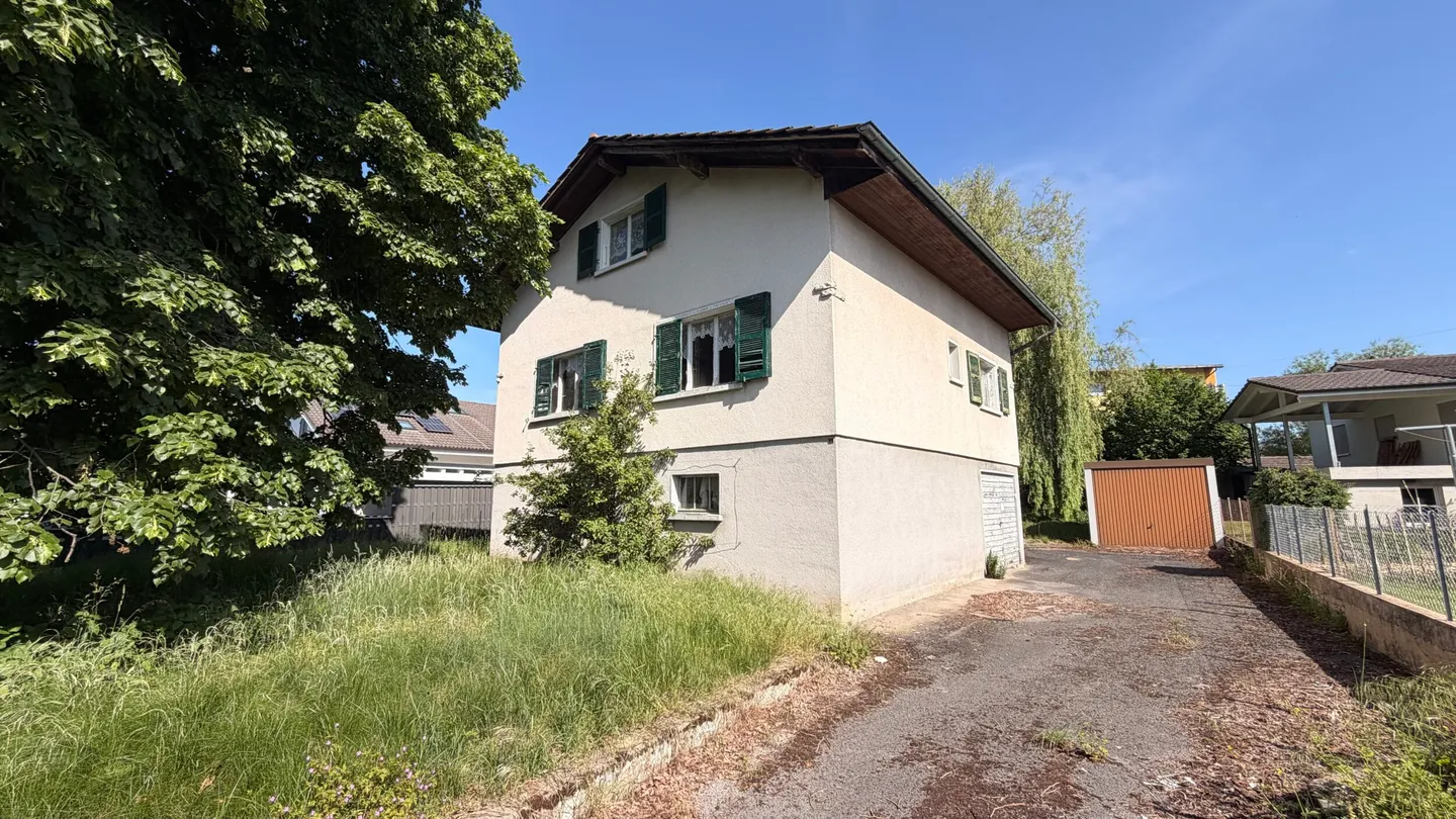 Maison Charmante avec Potentiel de Rénovation - Photo 9 sur 10