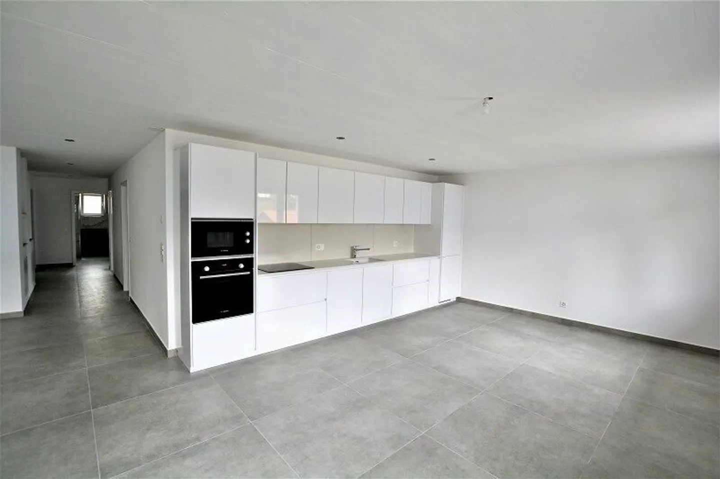 Im Dorf Courgenay moderne 4,5-Zimmer-Wohnung zu verkaufen - Foto 8 von 10