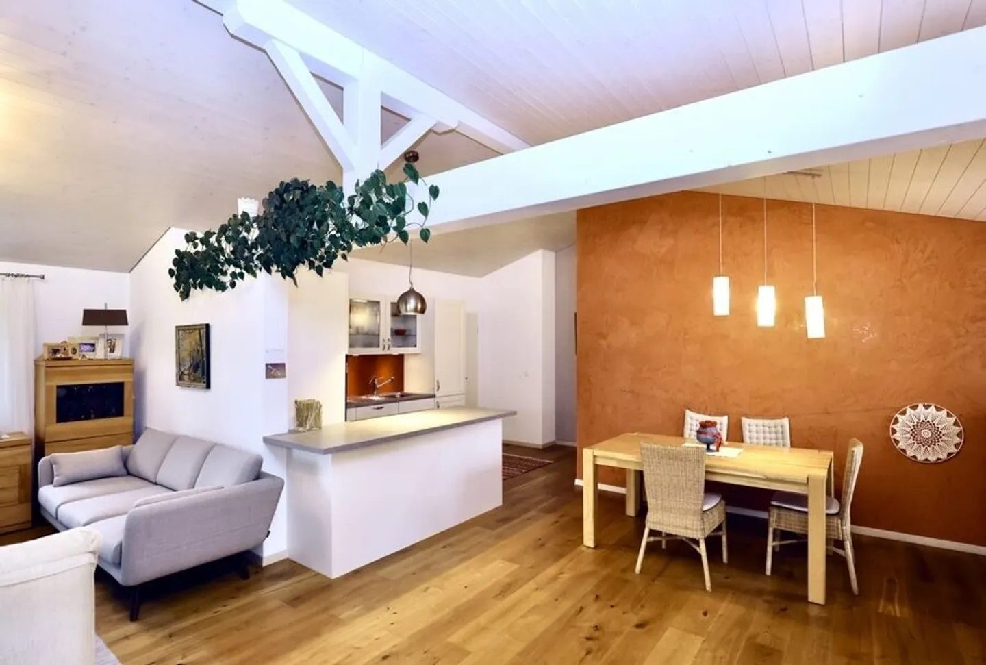 Detached House - Photo 7 of 13