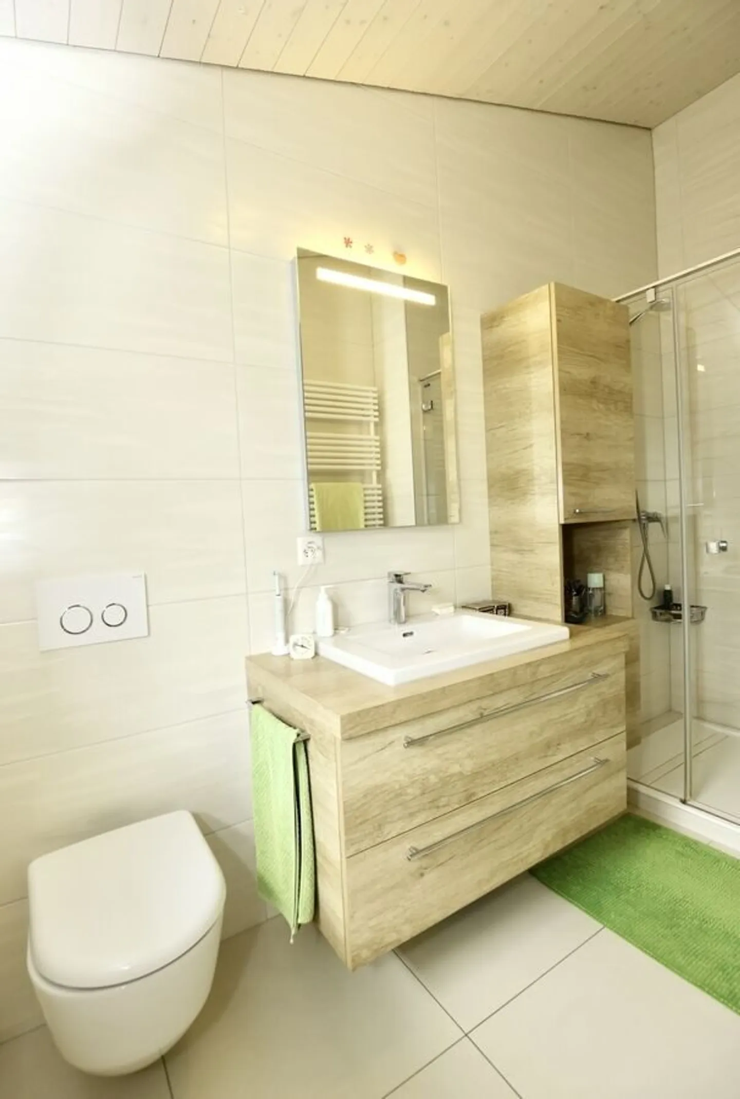 Detached House - Photo 11 of 13