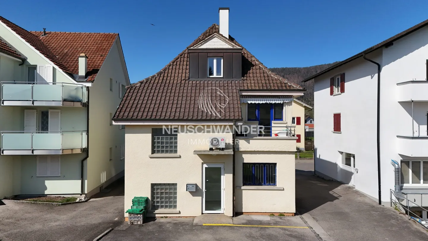 Mietshaus - Foto 1 von 11