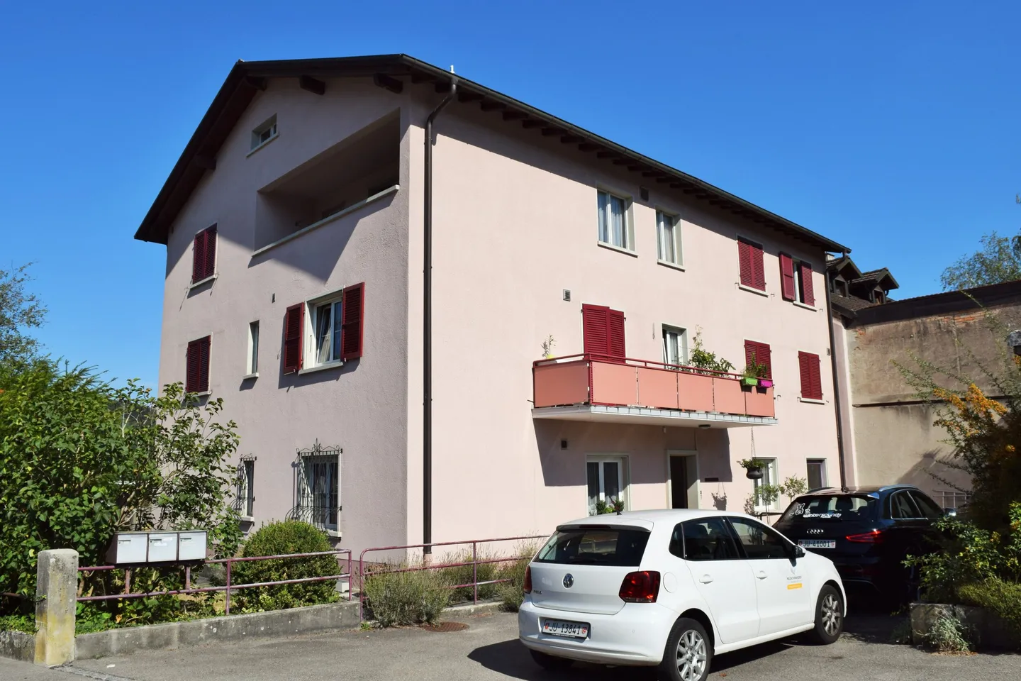 Immeuble à Courrendlin - Photo 1 sur 13