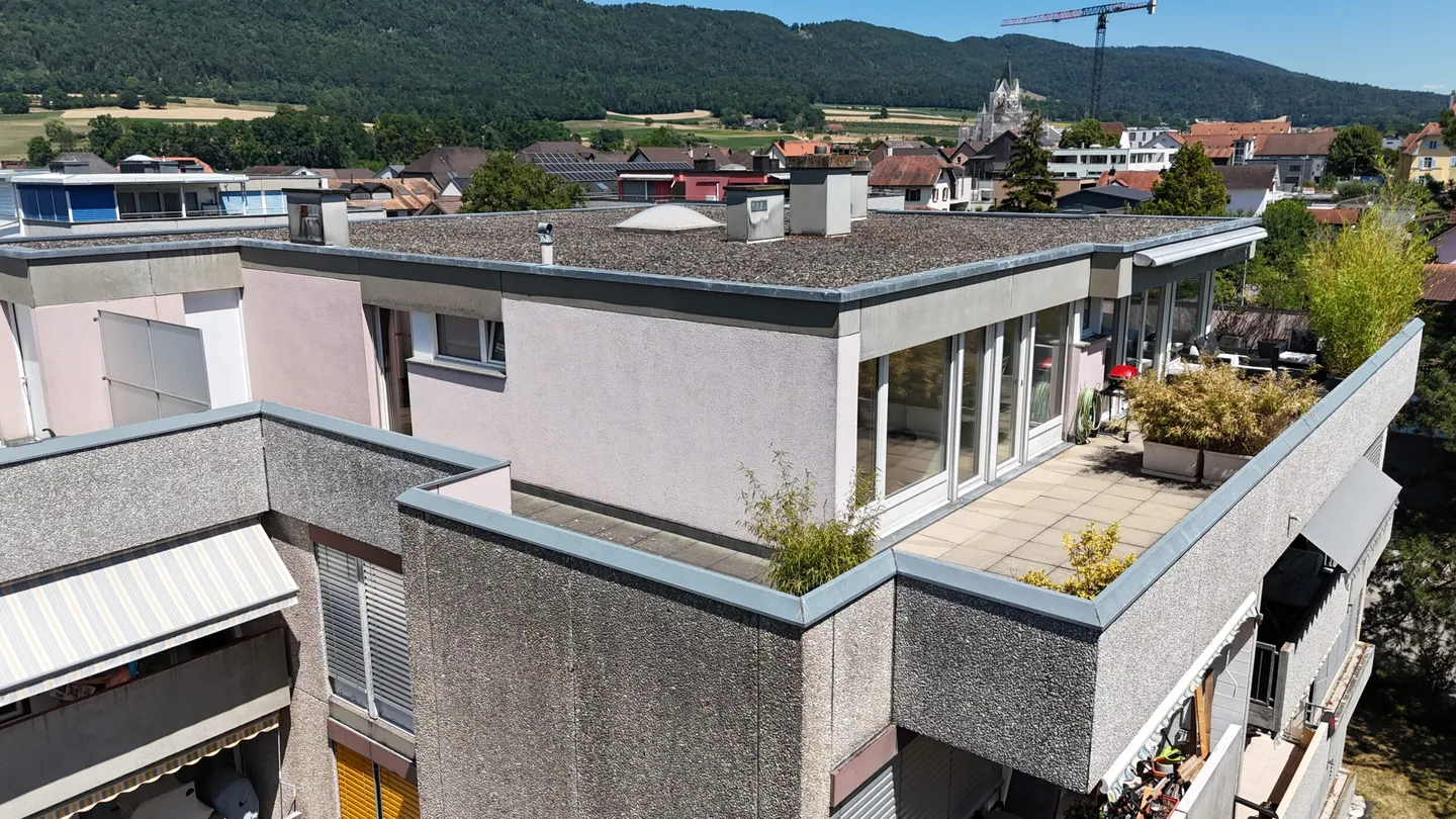 Magnifique Attique avec Terrasse - Photo 2 sur 13