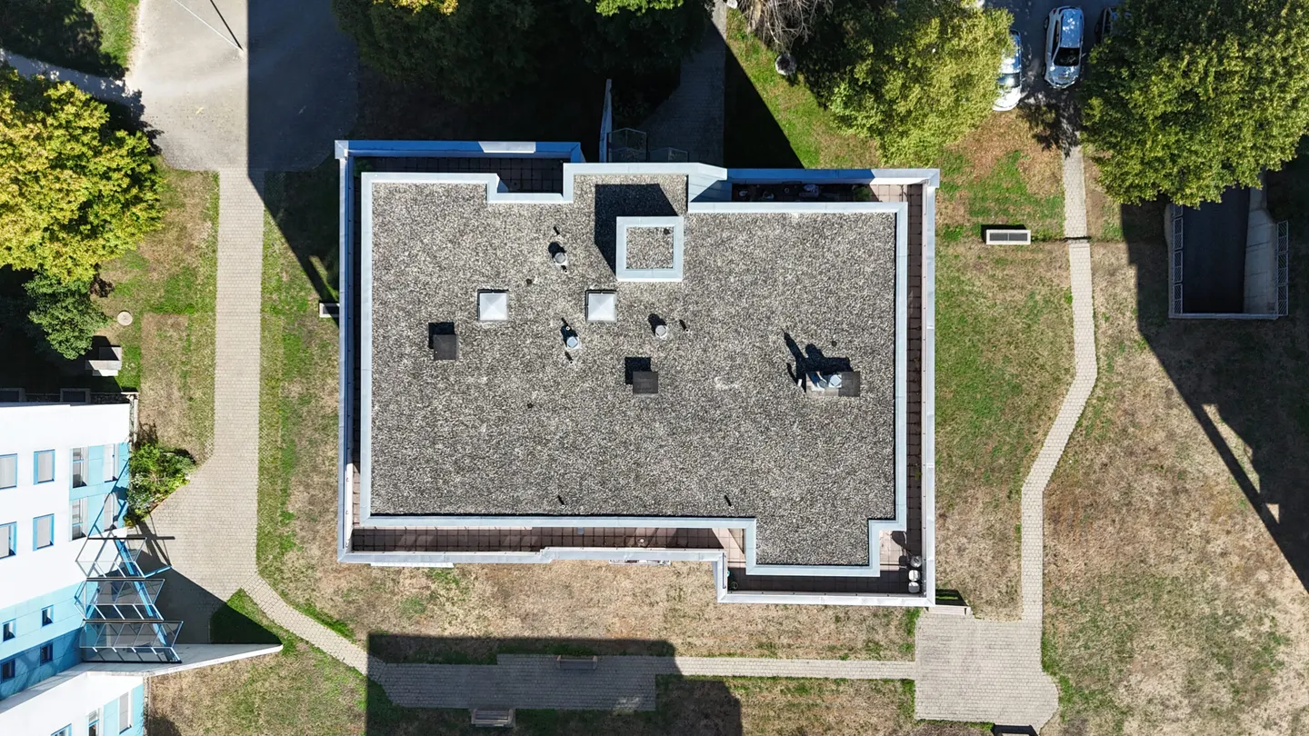 Attique Élégant avec Terrasse Panoramique - Photo 3 sur 13