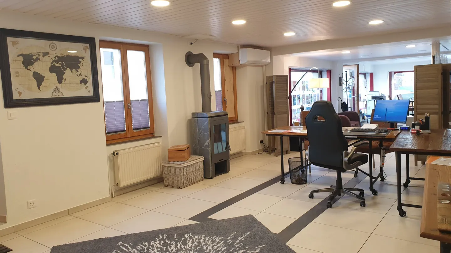 In vendita a Courroux spazio commerciale ''open-space'' di 100 m² - Foto 4 di 13