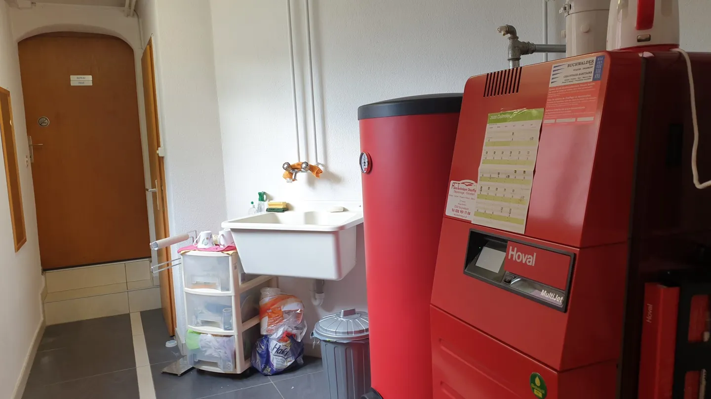 In vendita a Courroux spazio commerciale ''open-space'' di 100 m² - Foto 6 di 13