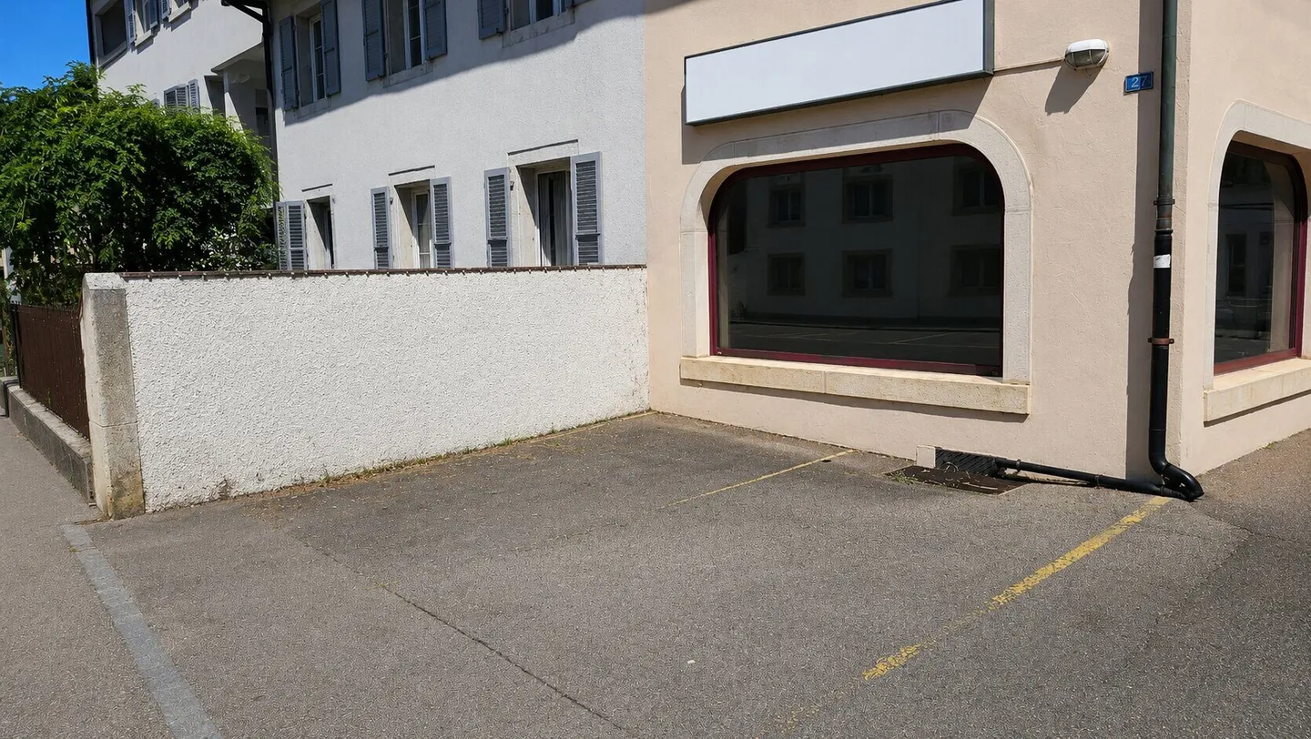 In vendita a Courroux spazio commerciale ''open-space'' di 100 m² - Foto 7 di 13