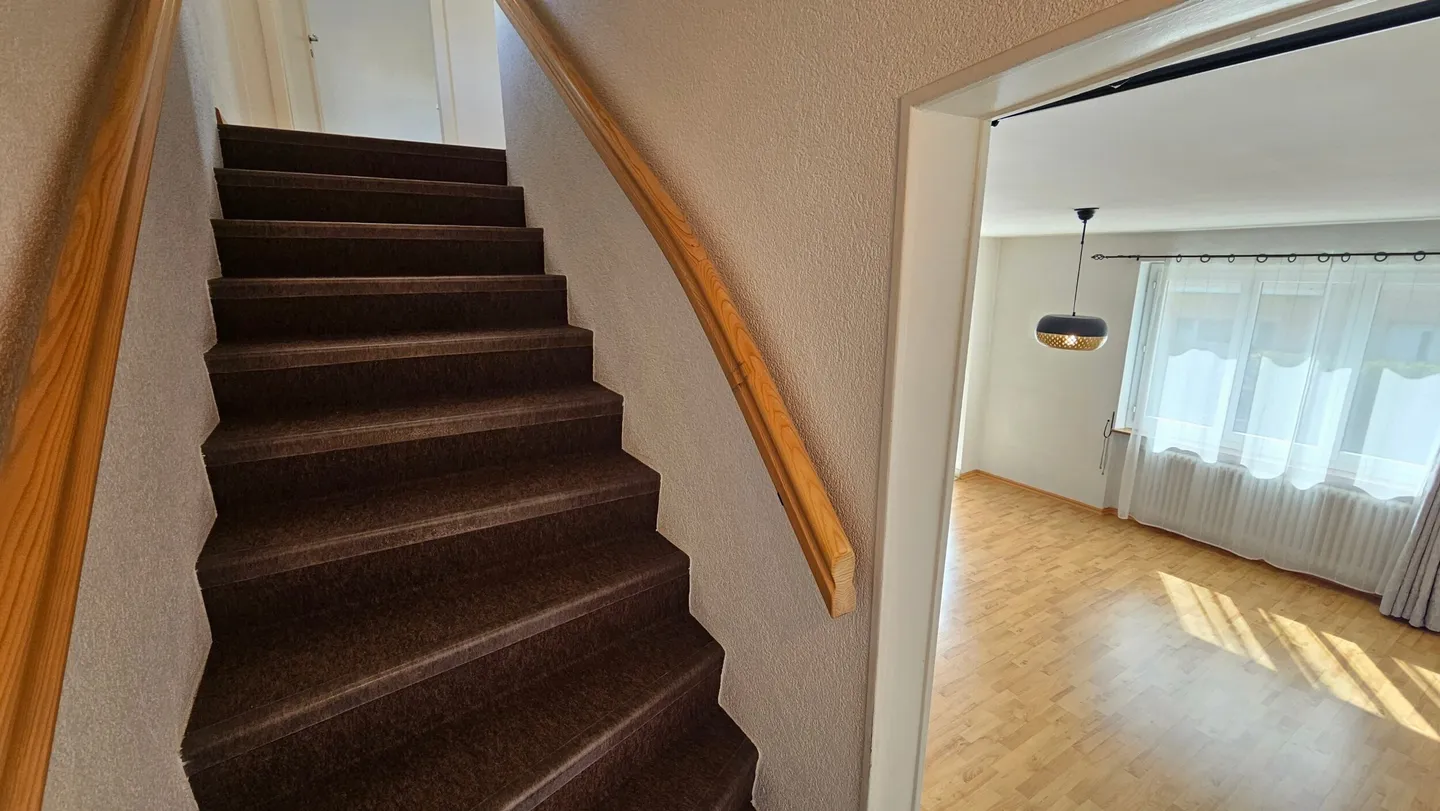 Zu verkaufen in Porrentruy Reihenhaus mit 4,5 Zimmern - Foto 9 von 13