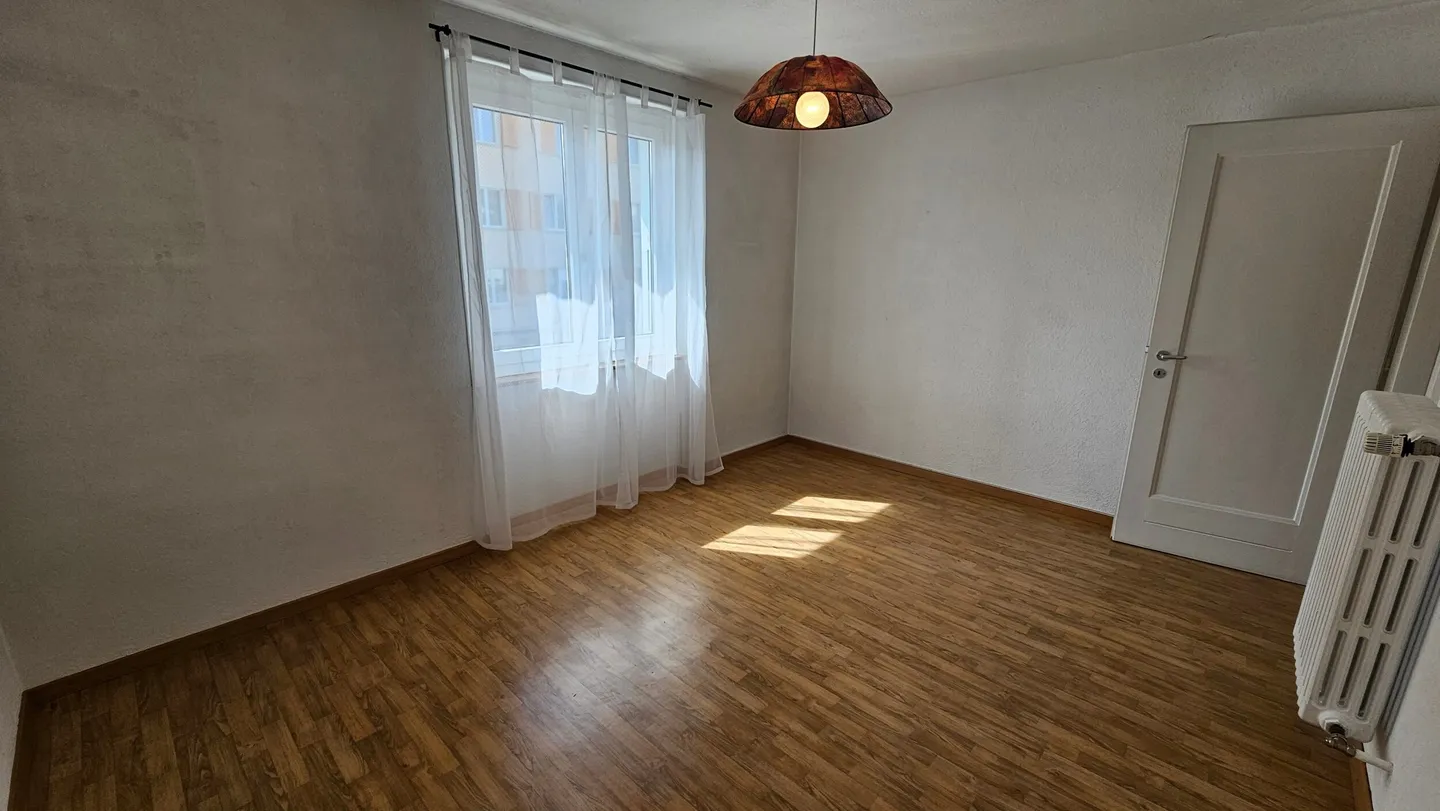 Zu verkaufen in Porrentruy Reihenhaus mit 4,5 Zimmern - Foto 11 von 13