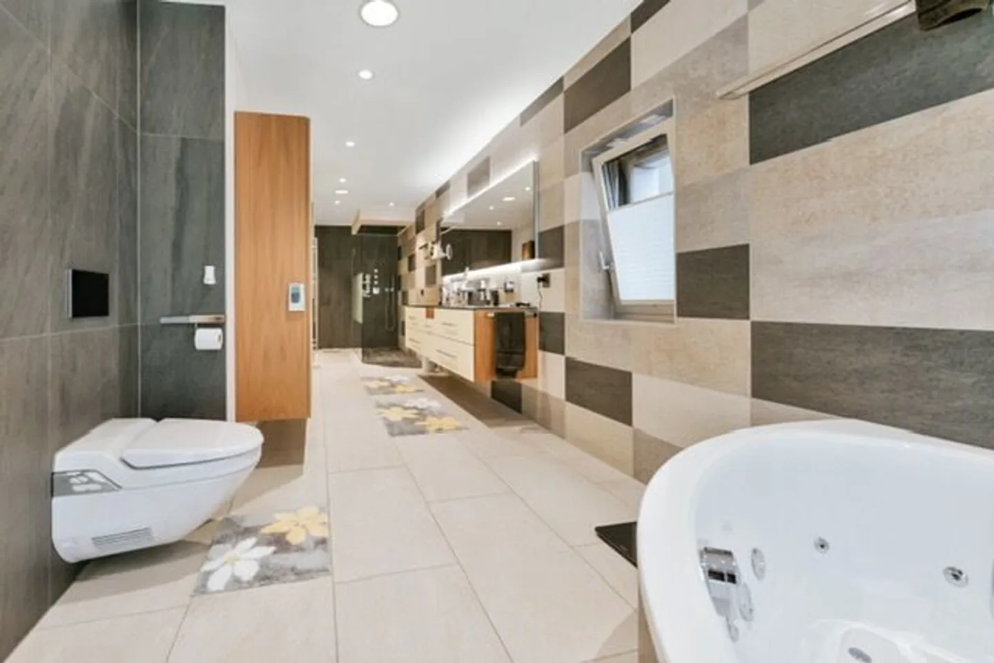 Villa - Photo 9 of 12