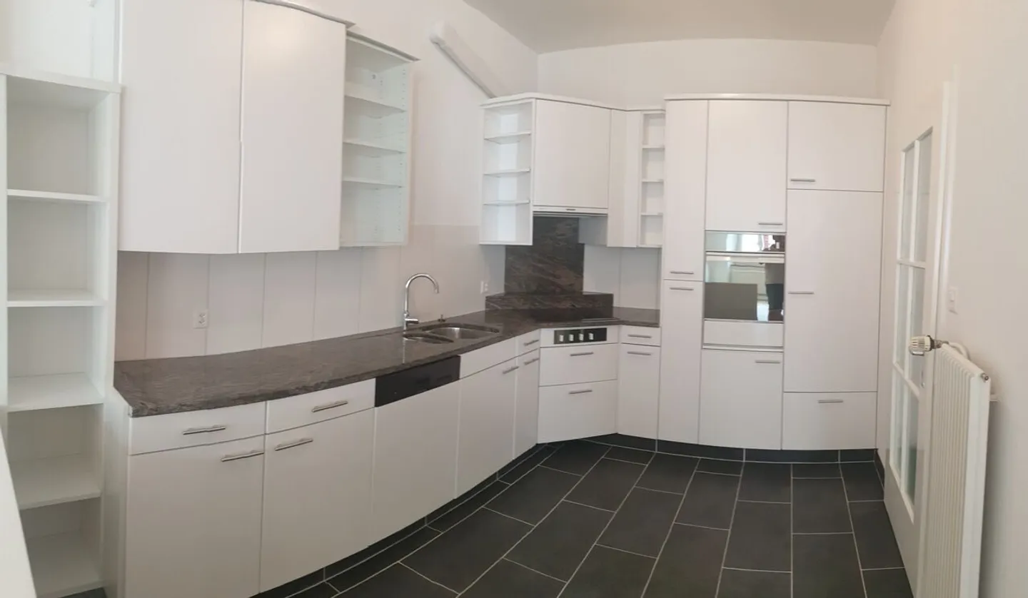 Zu verkaufen Gebäude mit 4 Wohnungen und 1 Geschäft in Delémont - Foto 12 von 13