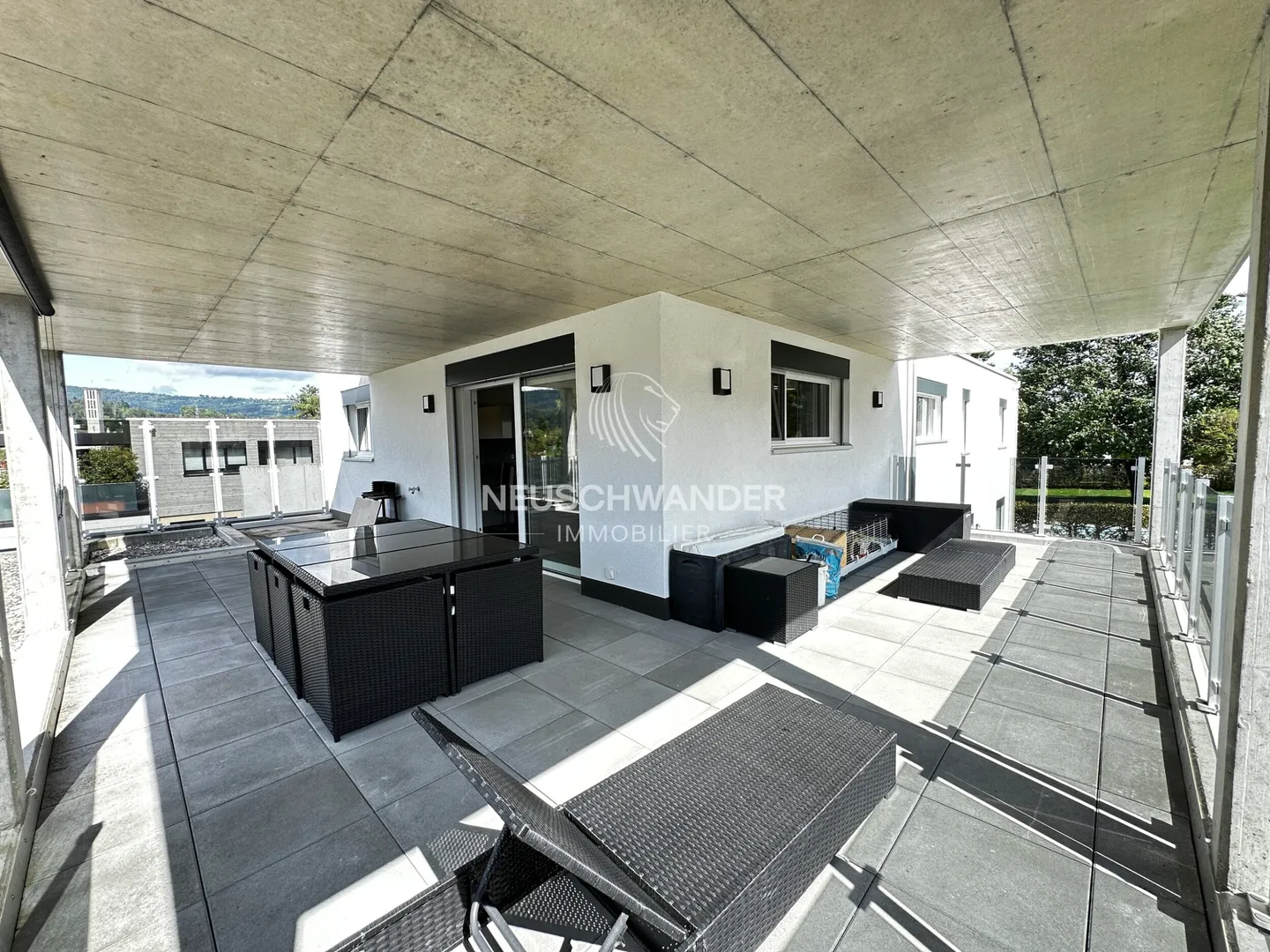 In the village of Bassecourt villa with several apartments for sale - Photo 8 of 13