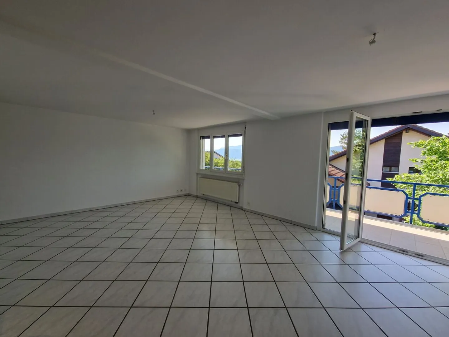 Residential Building - Photo 5 of 13