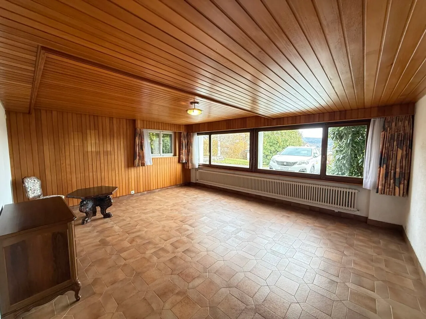 For sale in Glovelier, villa with 9.5 rooms on a large plot - Photo 12 of 13