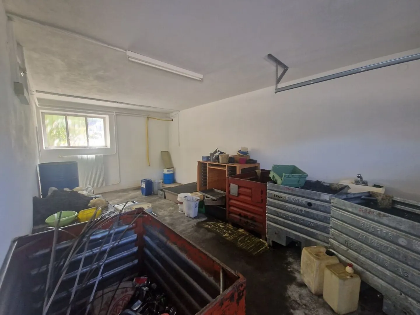 Bâtiment commercial avec appartements - Photo 13 sur 13