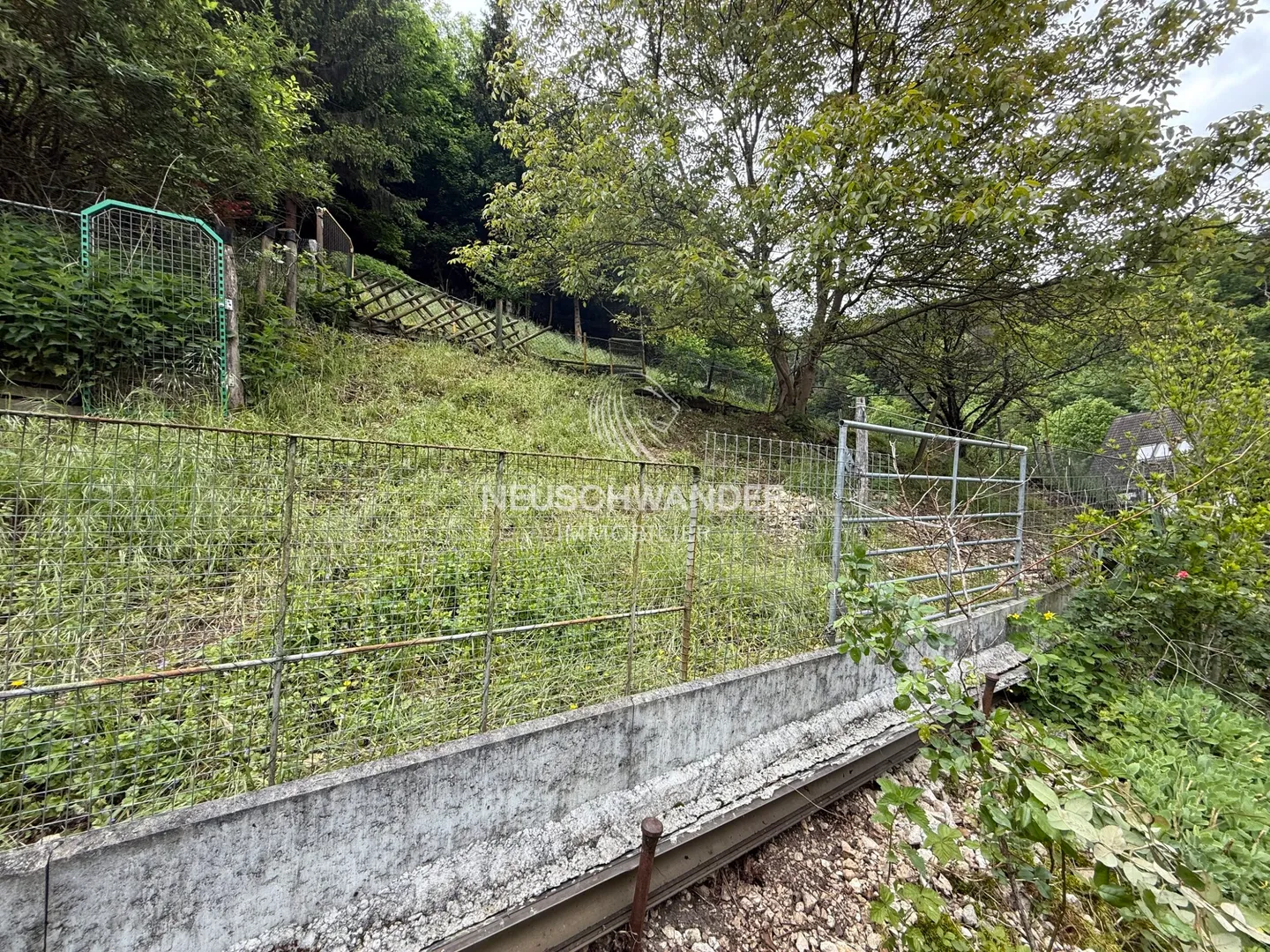 Mietshaus - Foto 2 von 13