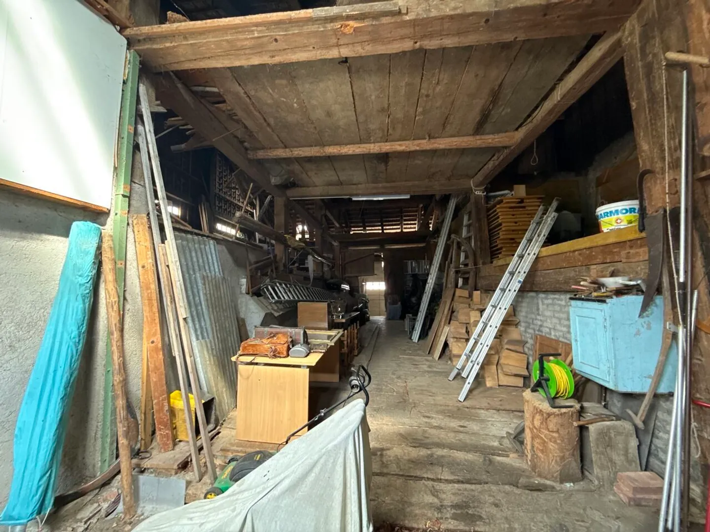 Residential Building - Photo 8 of 13