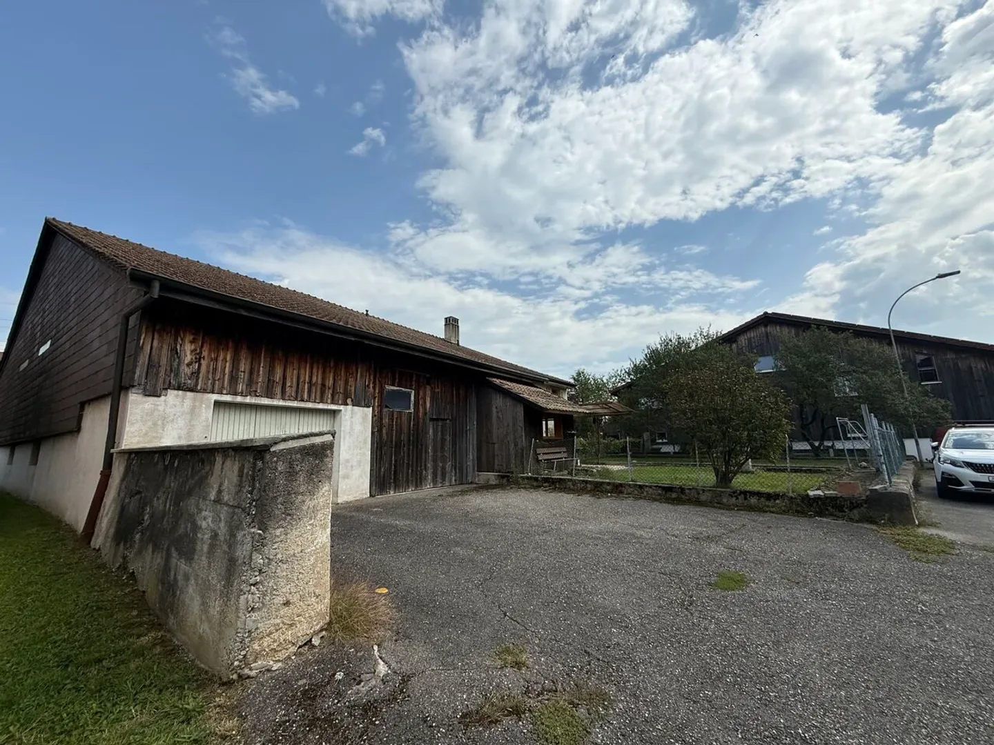 Residential Building - Photo 9 of 13