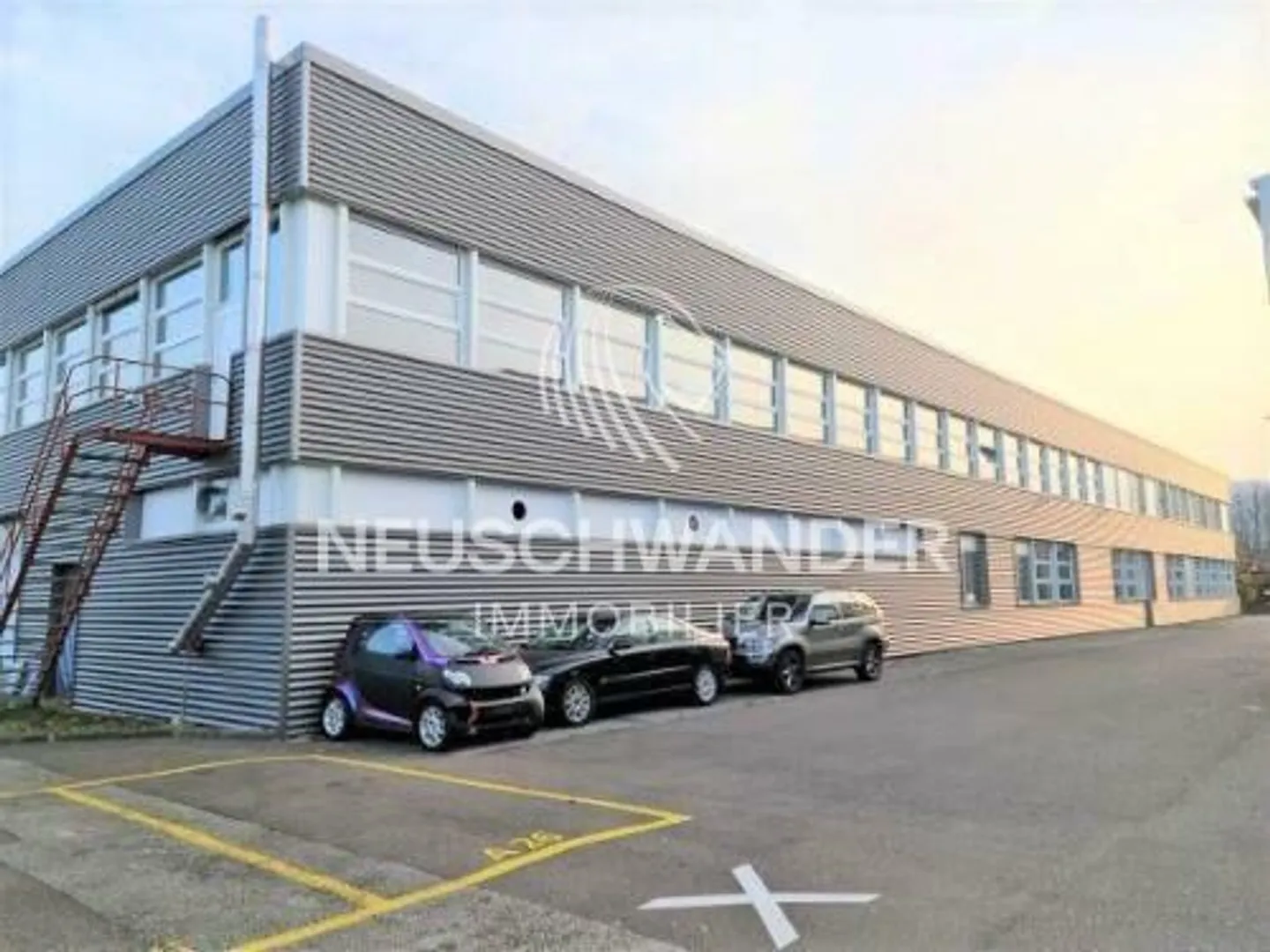 Immeuble artisanal - Photo 5 sur 13