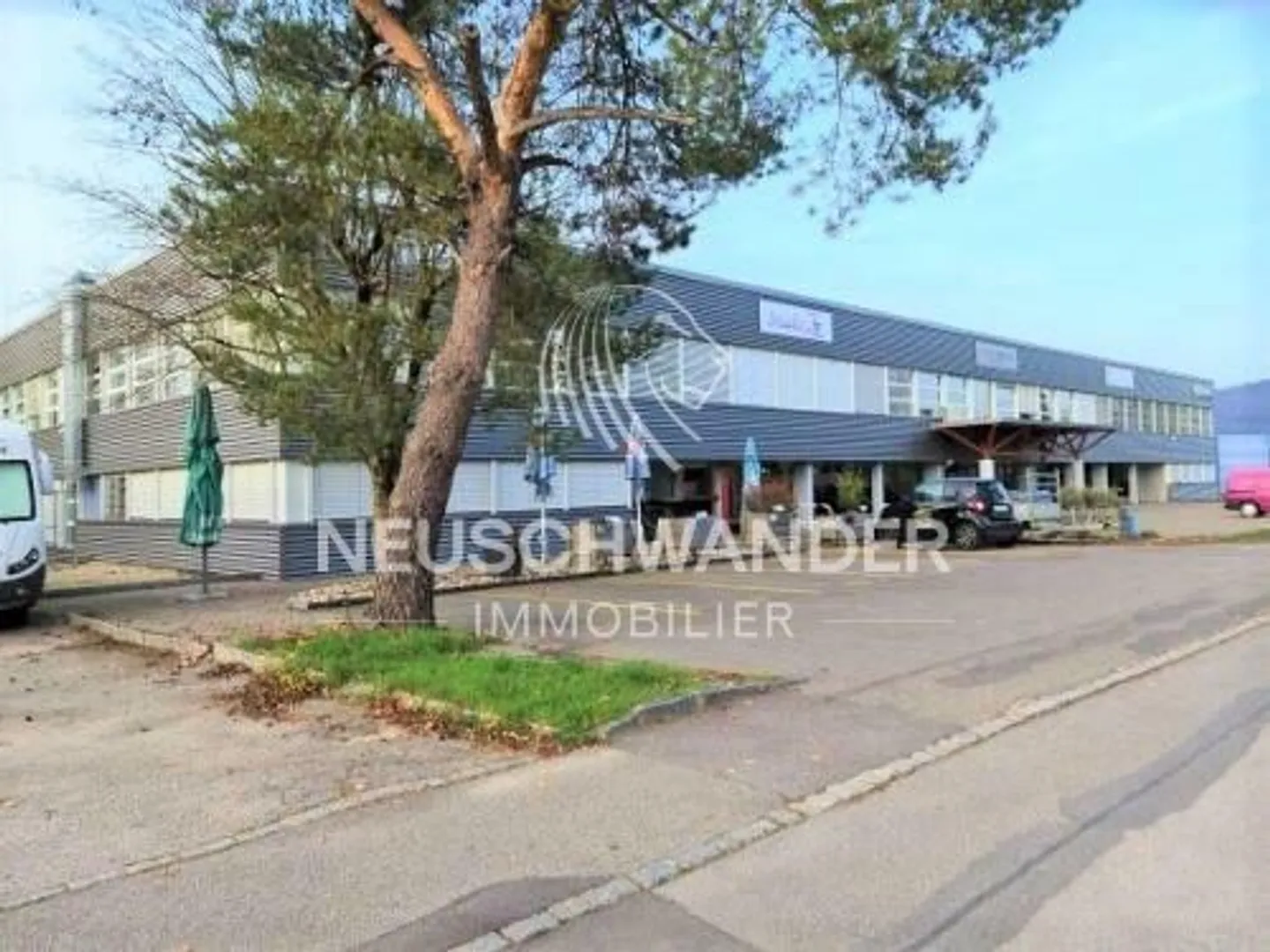 Immeuble artisanal - Photo 9 sur 13