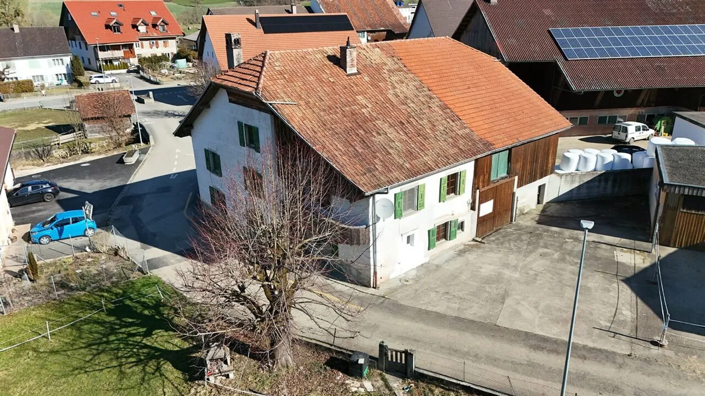 Maison villageoise - Photo 3 sur 13