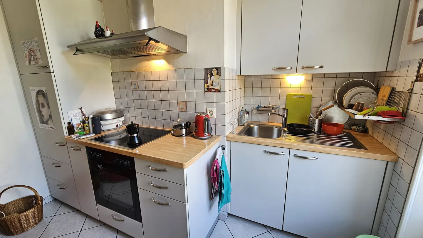 Zu verkaufen in Delémont Gebäude mit 3 Wohnungen, Terrasse und Garten - Foto 5 von 13