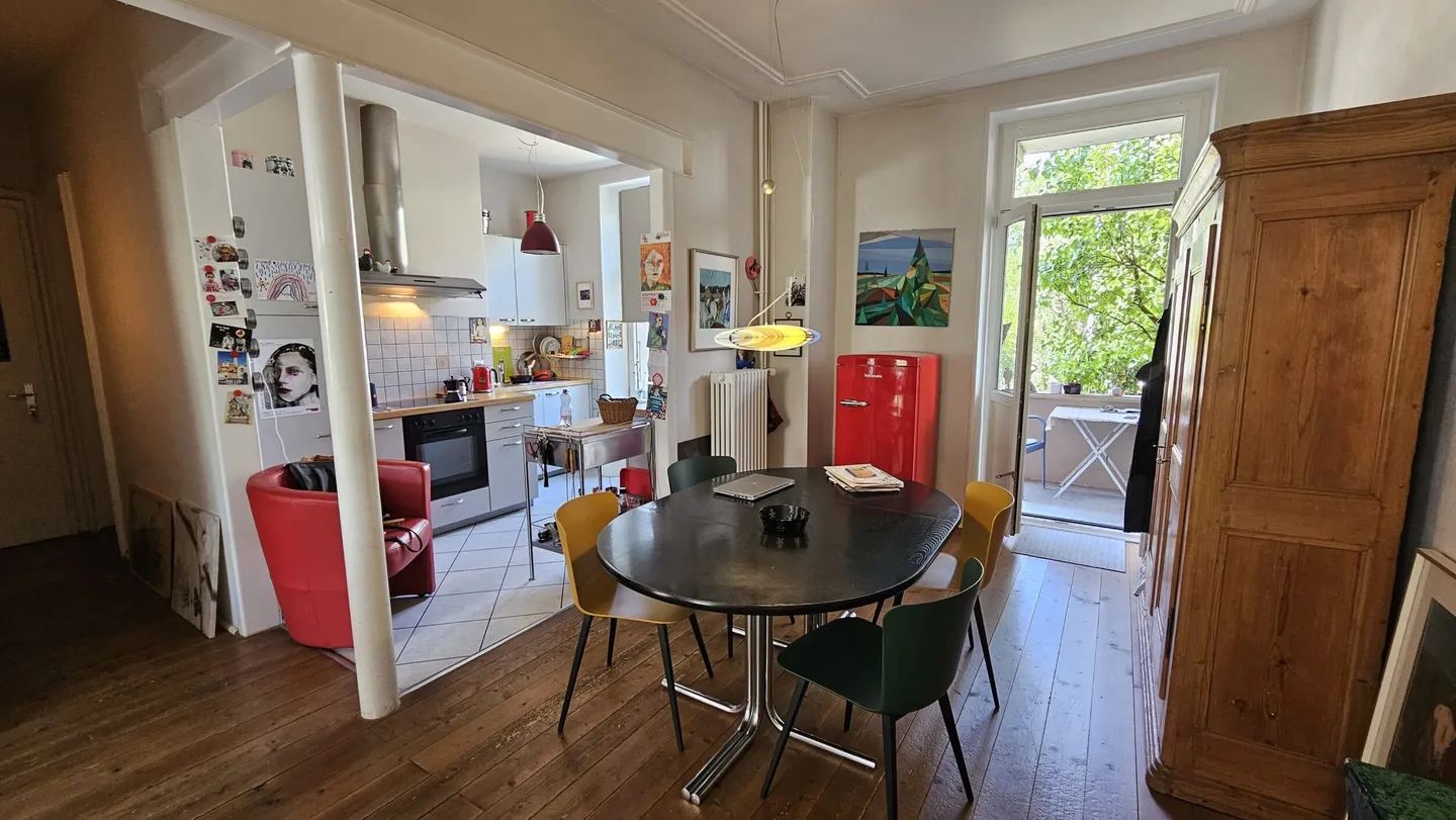 Zu verkaufen in Delémont Haus mit 3 Wohnungen, Terrasse und Garten - Foto 7 von 13