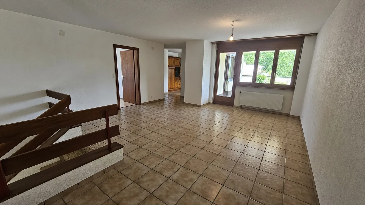 Geräumige 7,5-Zimmer-Dachwohnung von 170 m² in Bassecourt zu verkaufen - Foto 9 von 13