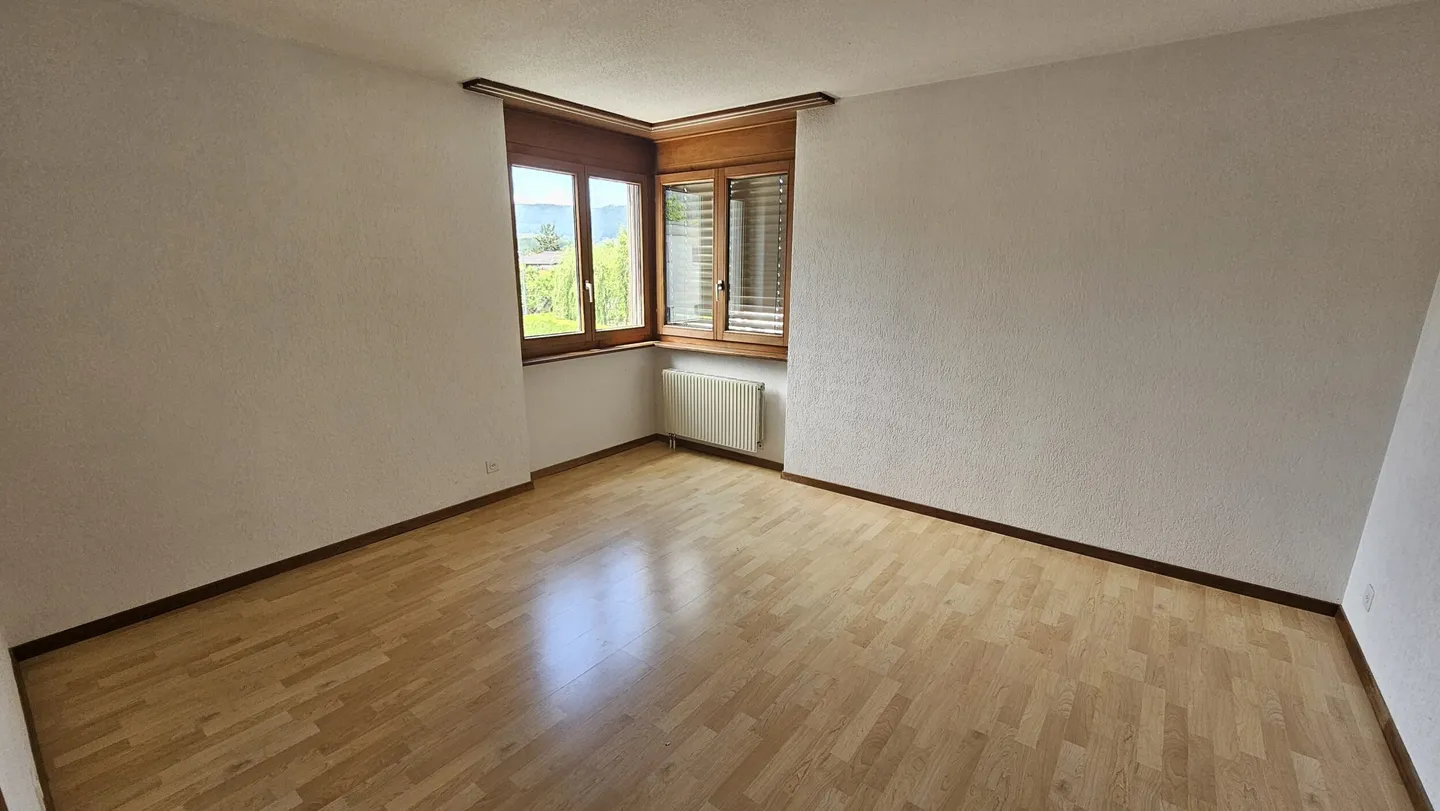 Geräumige 7,5-Zimmer-Dachwohnung von 170 m² in Bassecourt zu verkaufen - Foto 10 von 13