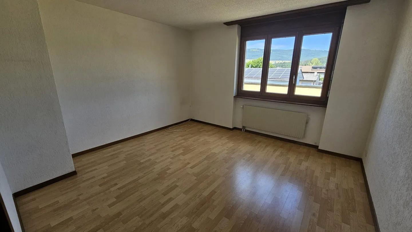 Geräumige 7,5-Zimmer-Dachwohnung von 170 m² in Bassecourt zu verkaufen - Foto 11 von 13