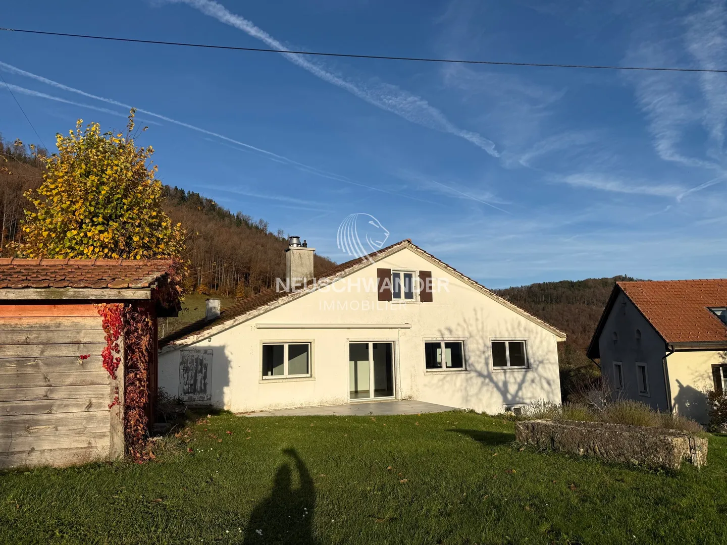 In Montavon, Gebäude mit 2 Wohnungen zu verkaufen - Foto 3 von 13